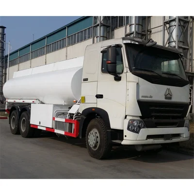 Camion cisterna per carburante Howo A7 6X4 380HP 20000L